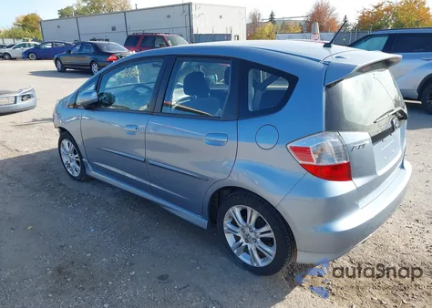 2011 Honda Fit Sport z USA, uszkodzony, nr VIN JHMGE8H50BC025804